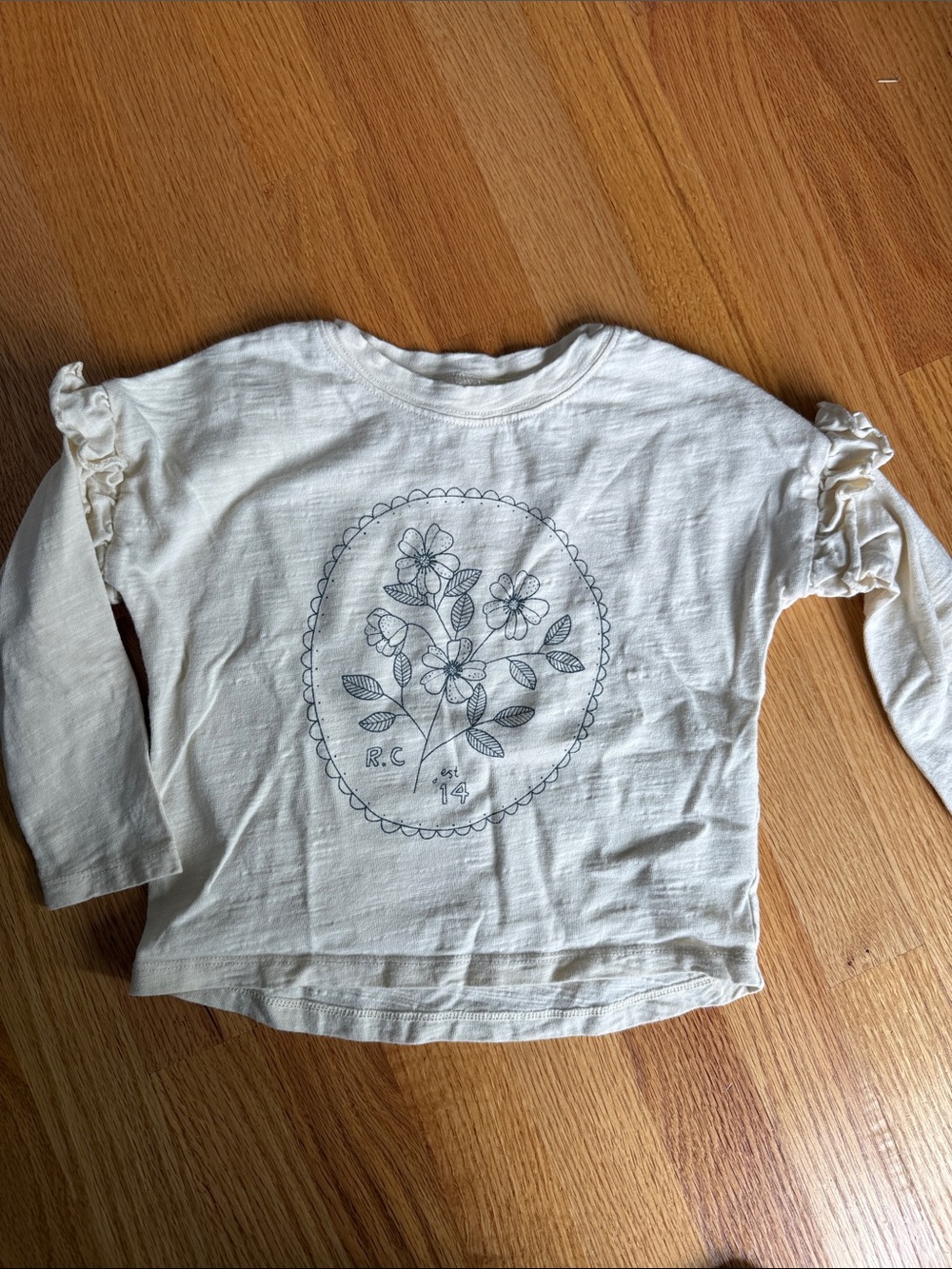 Rylee + Cru Cream Long-Sleeve Floral Ruffle Tee